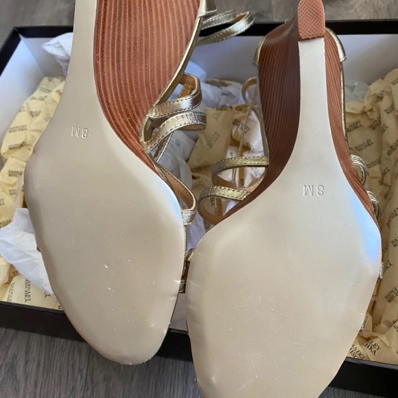 Baddy mischka size 8 wedge heels - Picture 4 of 6